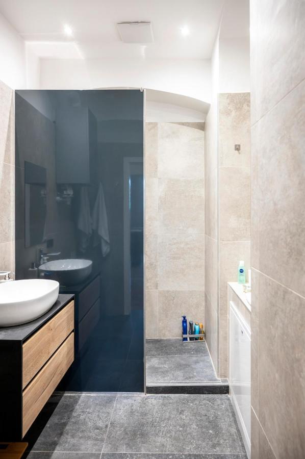Komfortable Wohnung Schoenbrunn Wenen Buitenkant foto